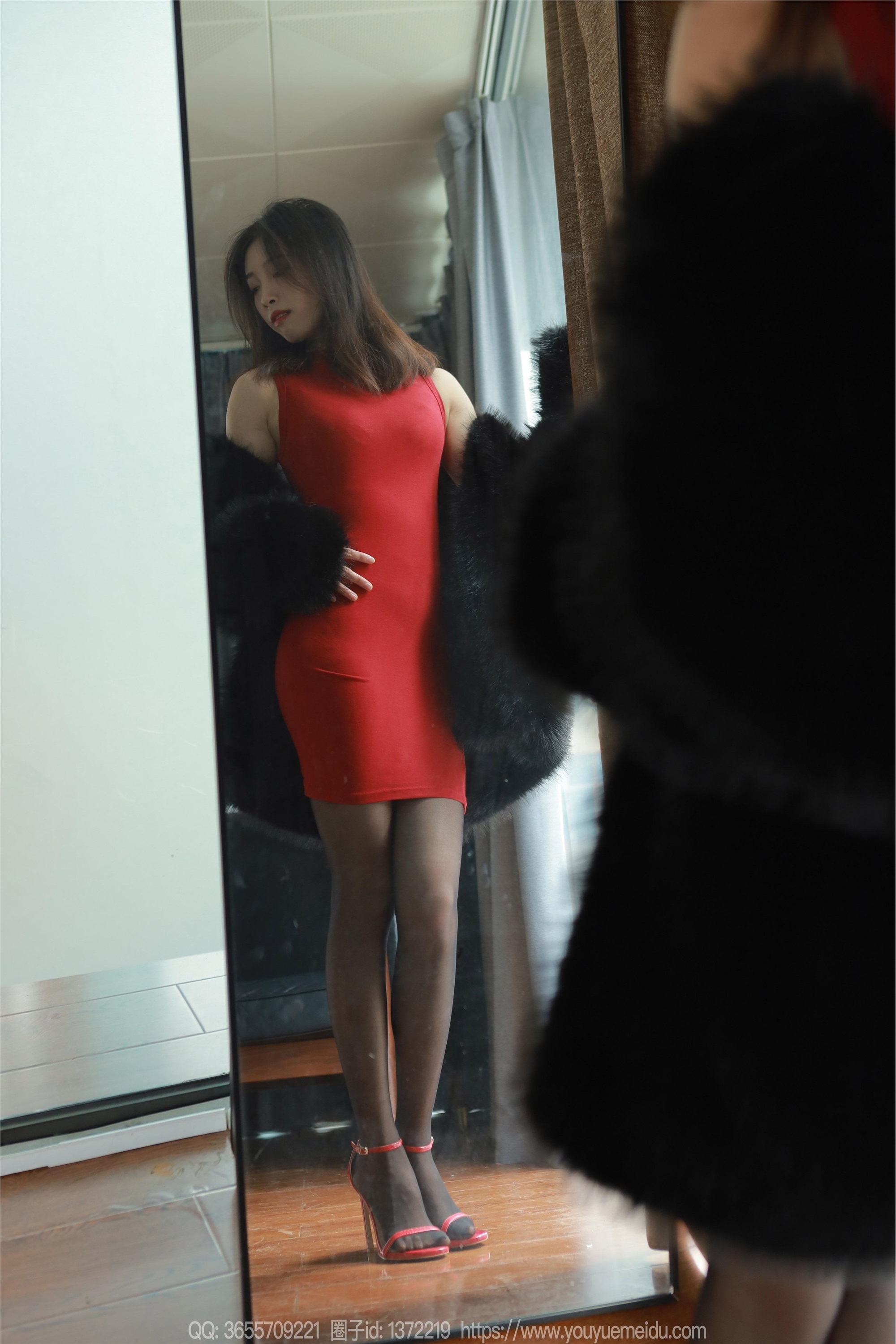 IESS异思趣向  2024.01.25 丝享家 1647 小九《红色包臀裙（上）》